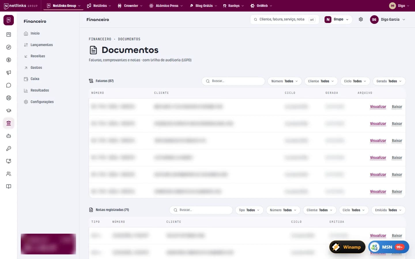 Tela Documentos com faturas e notas fiscais registradas e trilha de auditoria, dados borrados